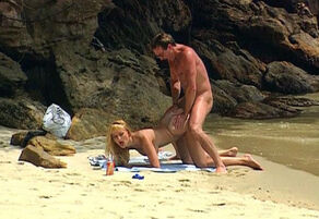 Laura Palmer in Beach Asses